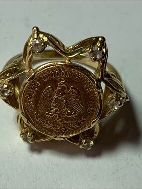 Vintage 14K Gold Mexican Dos Pesos Gold Coin Ring with Diamond Halo – Size 7, 7g